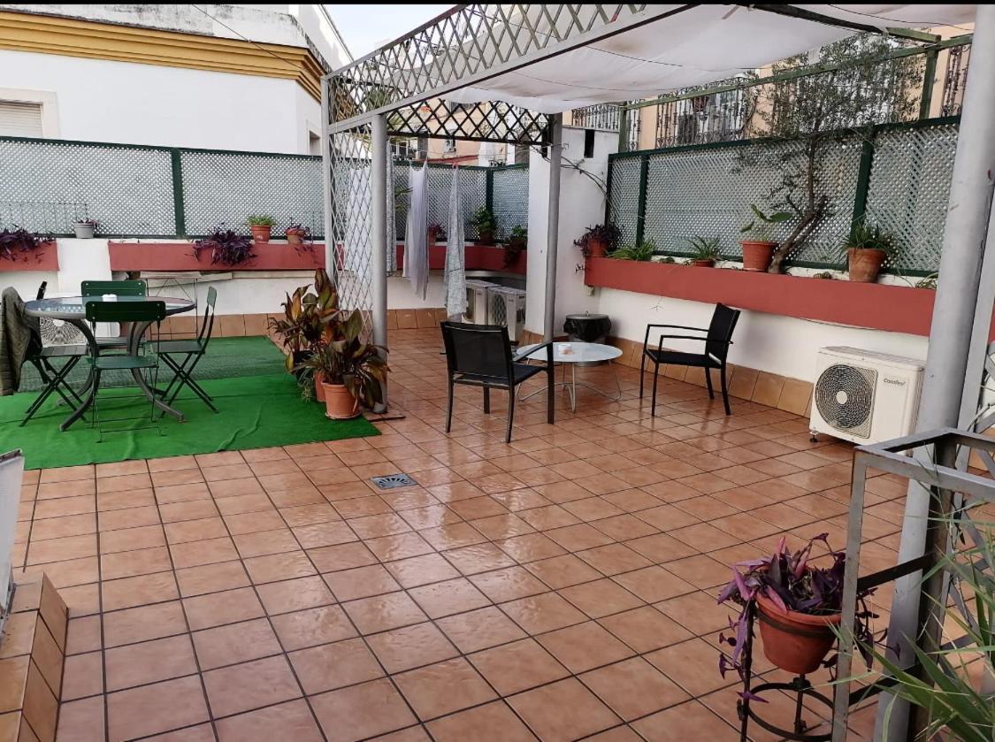 Santillana Terrazas Séville Extérieur photo