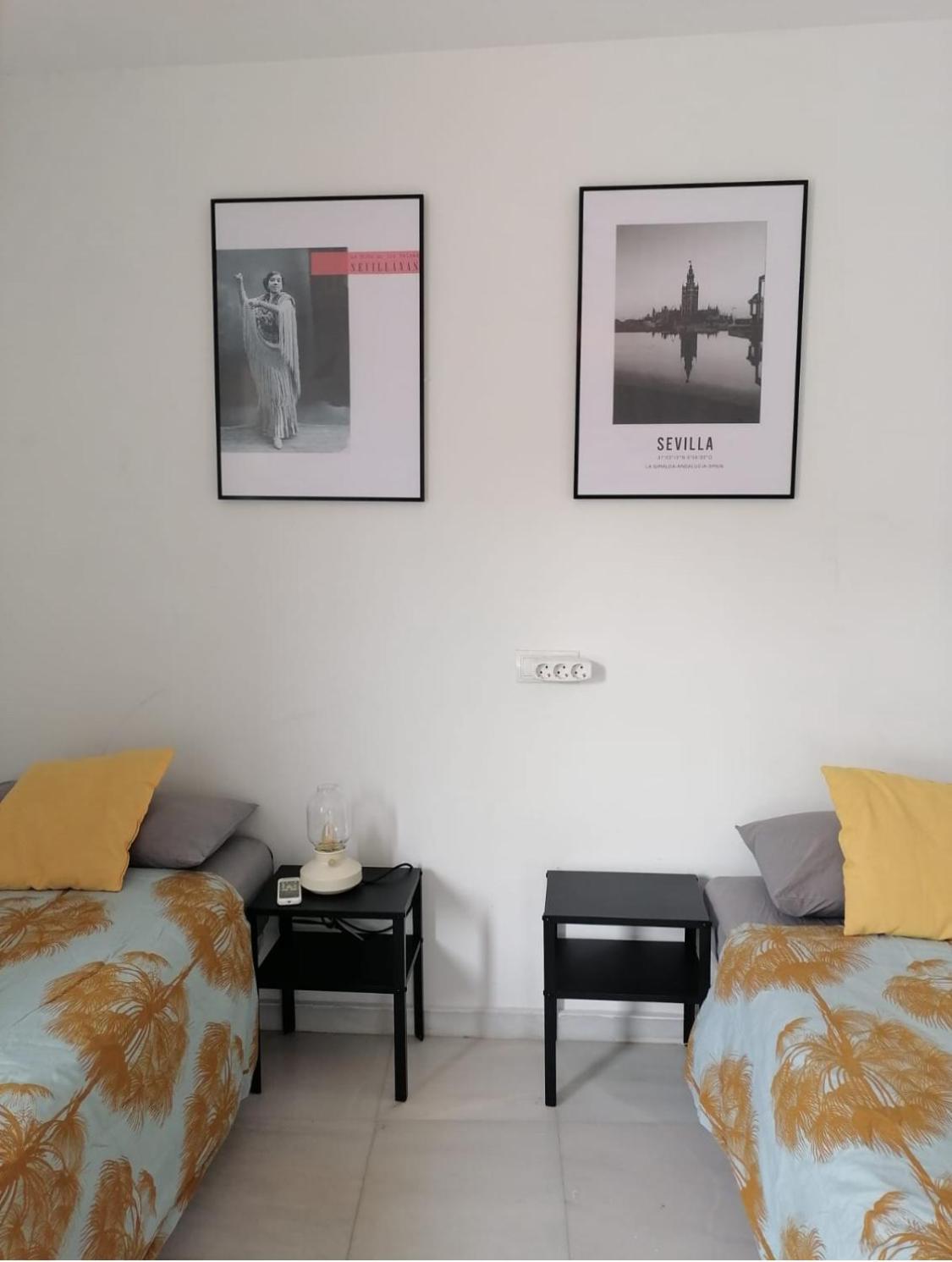 Santillana Terrazas Séville Extérieur photo